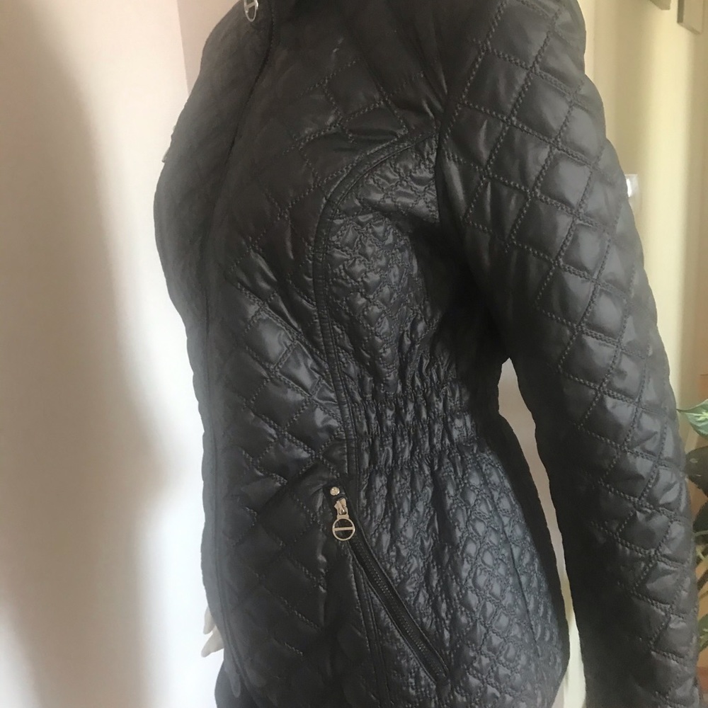 Lightweight jacket - Picture 5 of 8